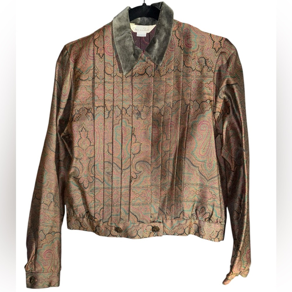 Vintage Oscar De La Renta Paisley Button Up Top with Velvet Collar | Union Made